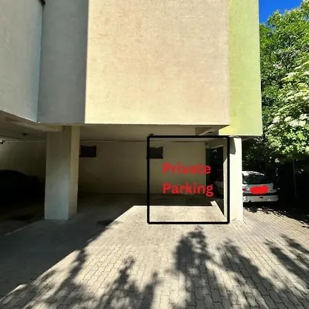Paris - Free Private Parking Timisoara