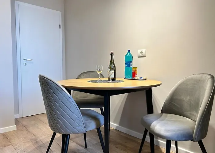 Paris - Free Private Parking Apartmán Temešvár