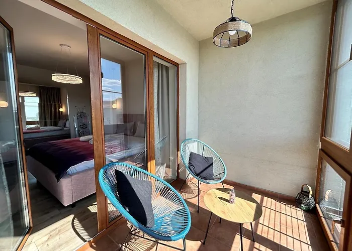 Paris - Free Private Parking *