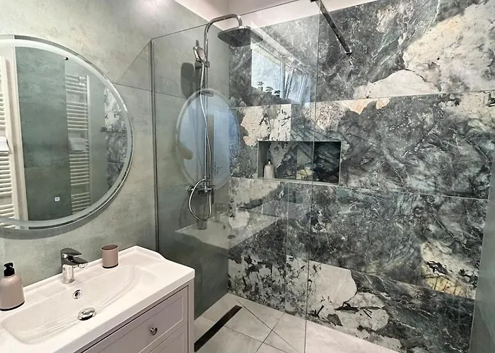 Apartmán Paris - Free Private Parking *