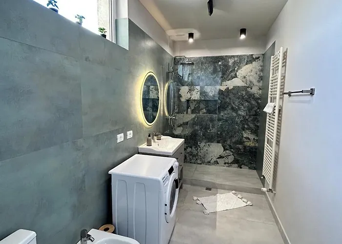 Apartmán Paris - Free Private Parking